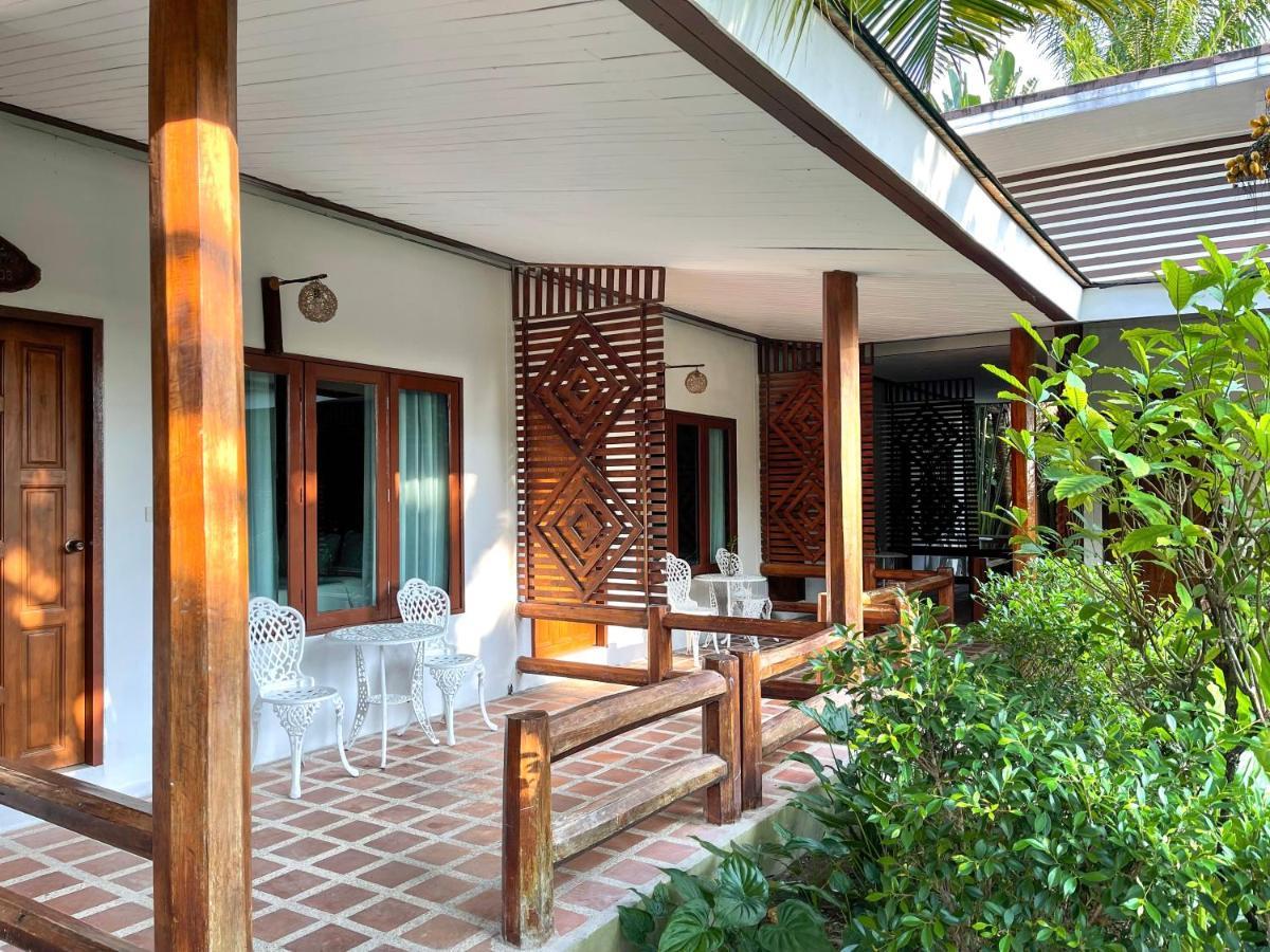 Phuvara Boutique Aonang Ao Nang Exterior foto